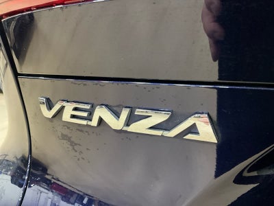 2023 Toyota Venza LE