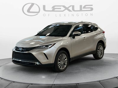 2023 Toyota Venza XLE