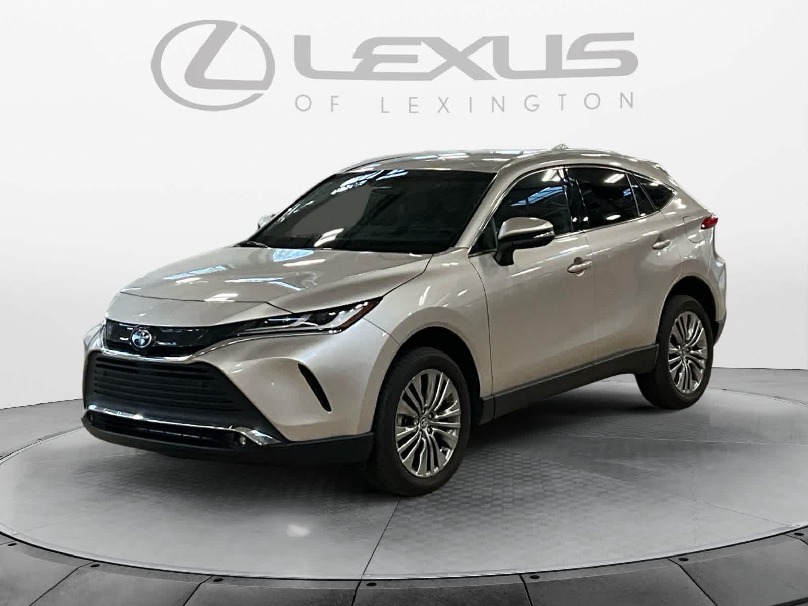 2023 Toyota Venza XLE