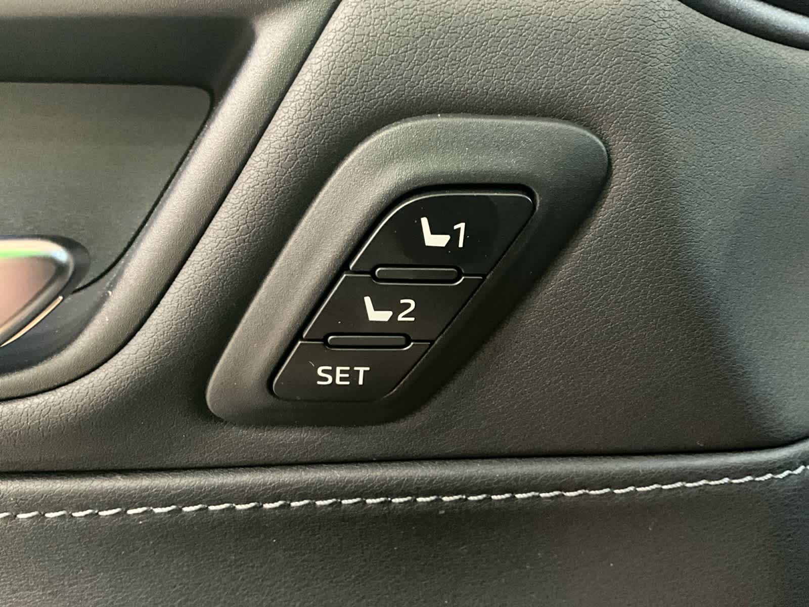 2023 Toyota Venza XLE