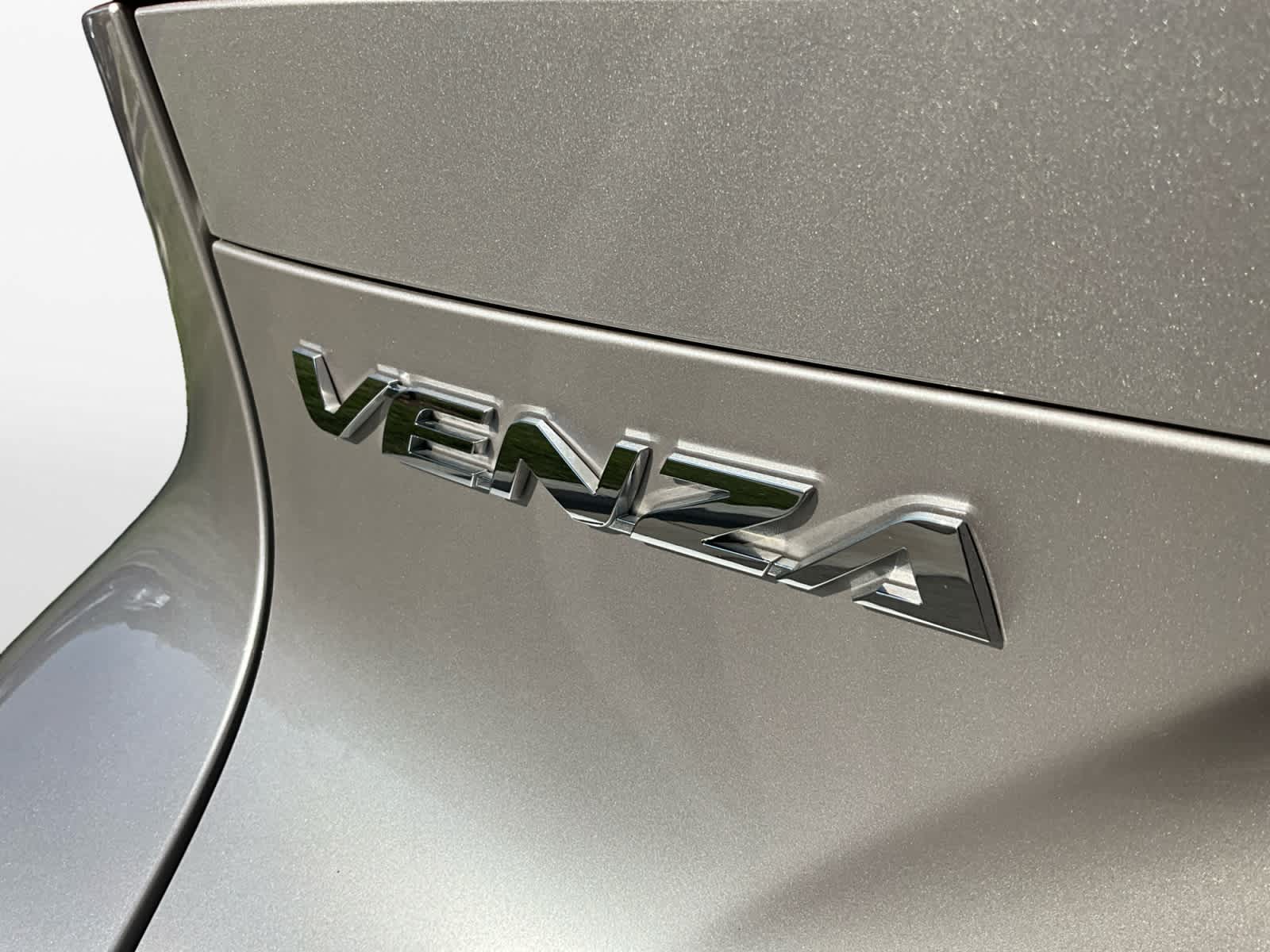 2023 Toyota Venza Limited
