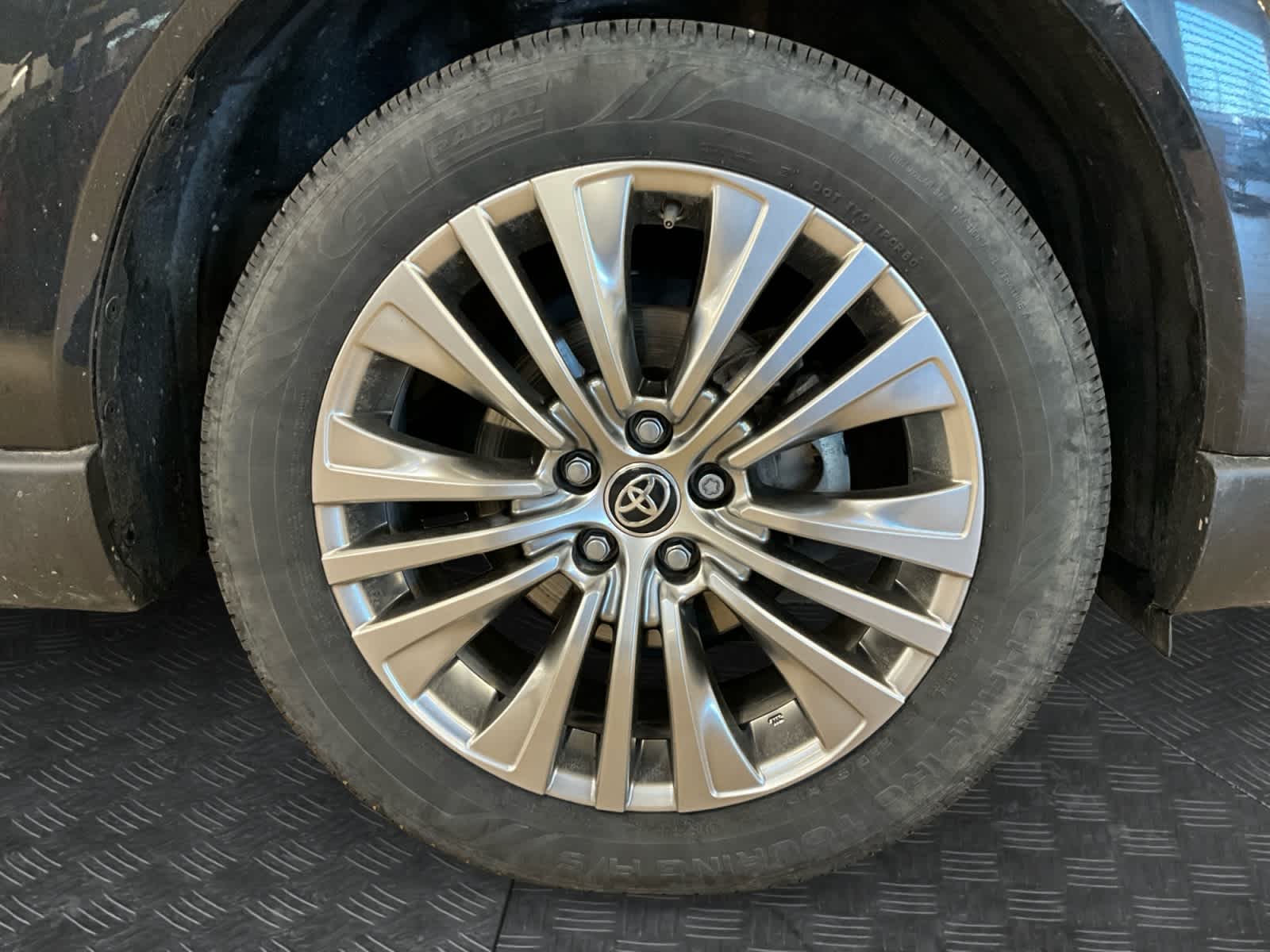 2023 Toyota Venza Limited