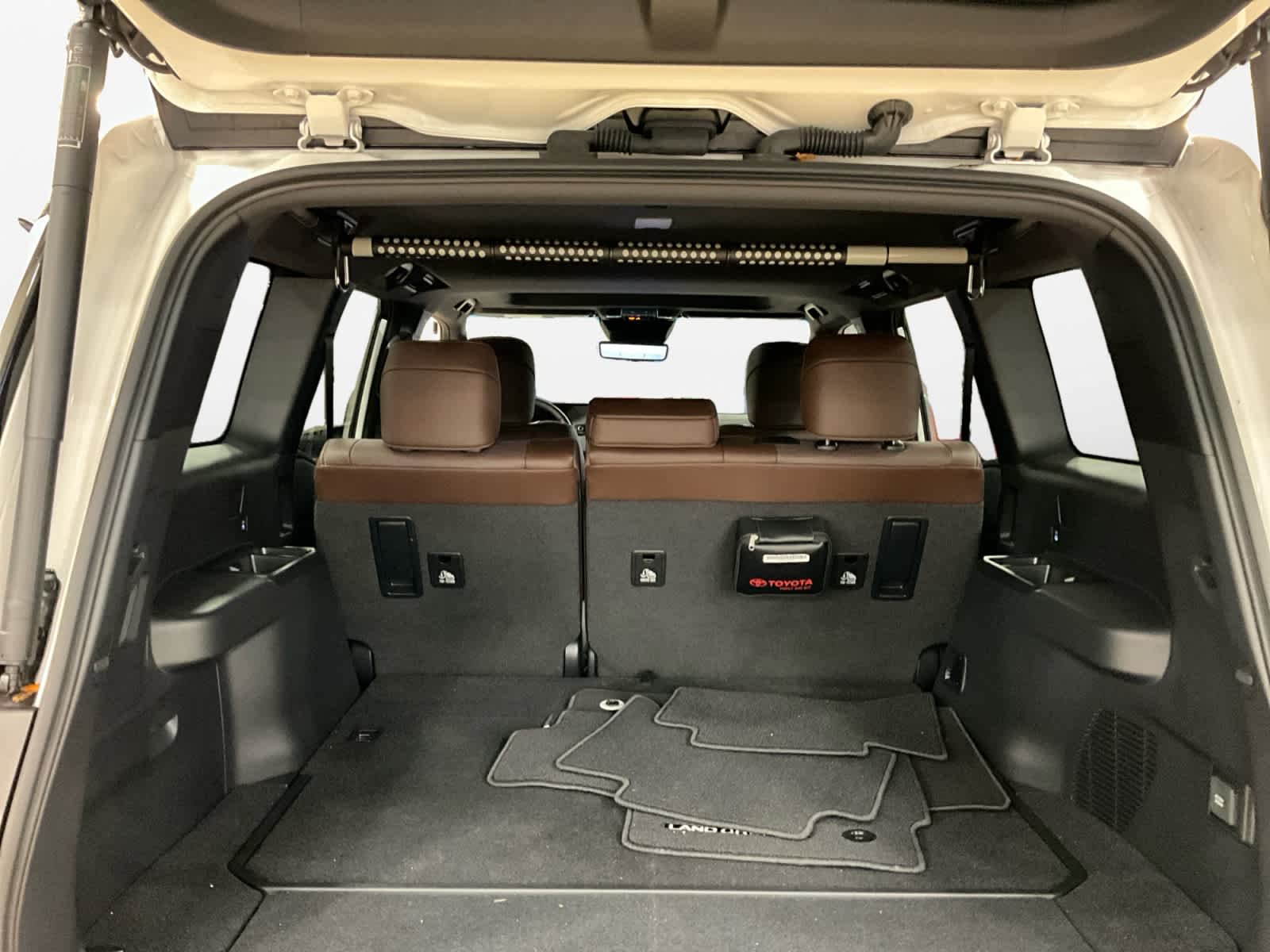 2026 Toyota Land Cruiser 4WD (Natl)
