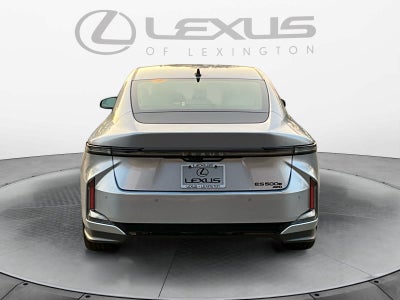 2026 Lexus ES Luxury