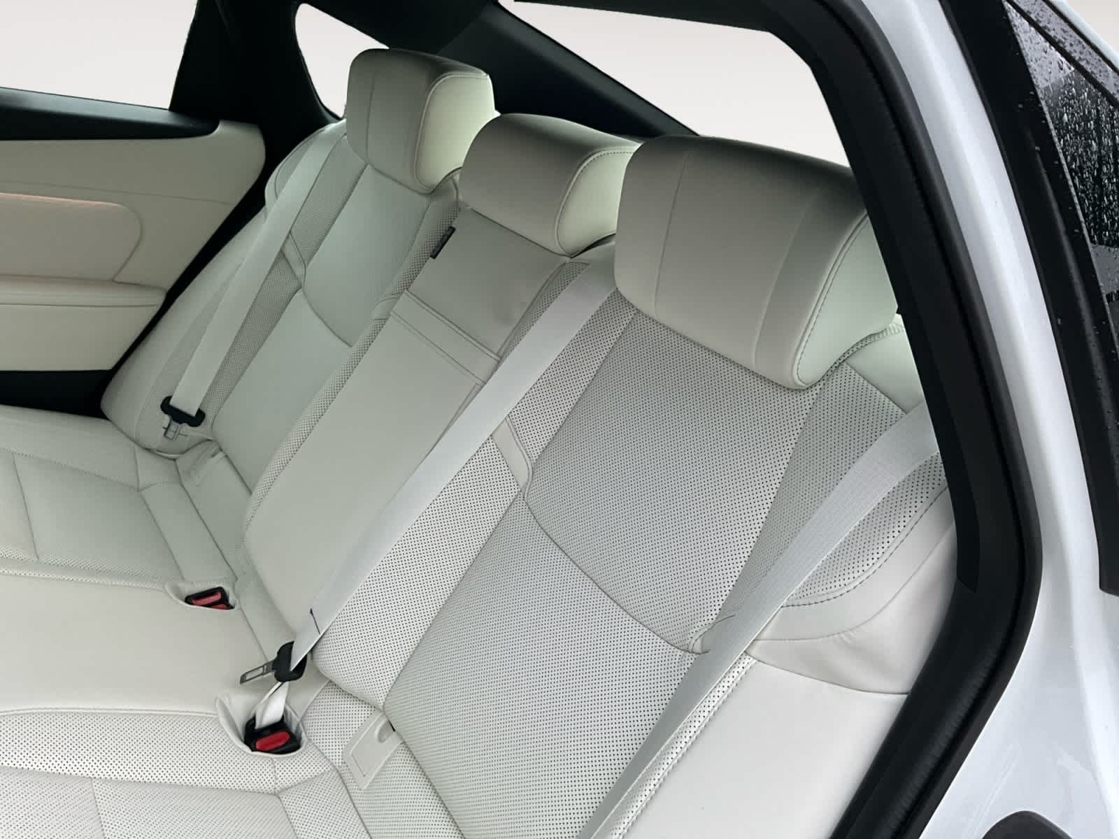 2026 Lexus ES 350h Premium