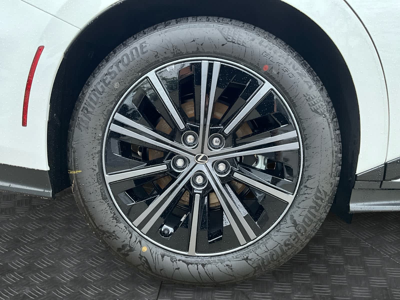 2026 Lexus ES 350h Premium