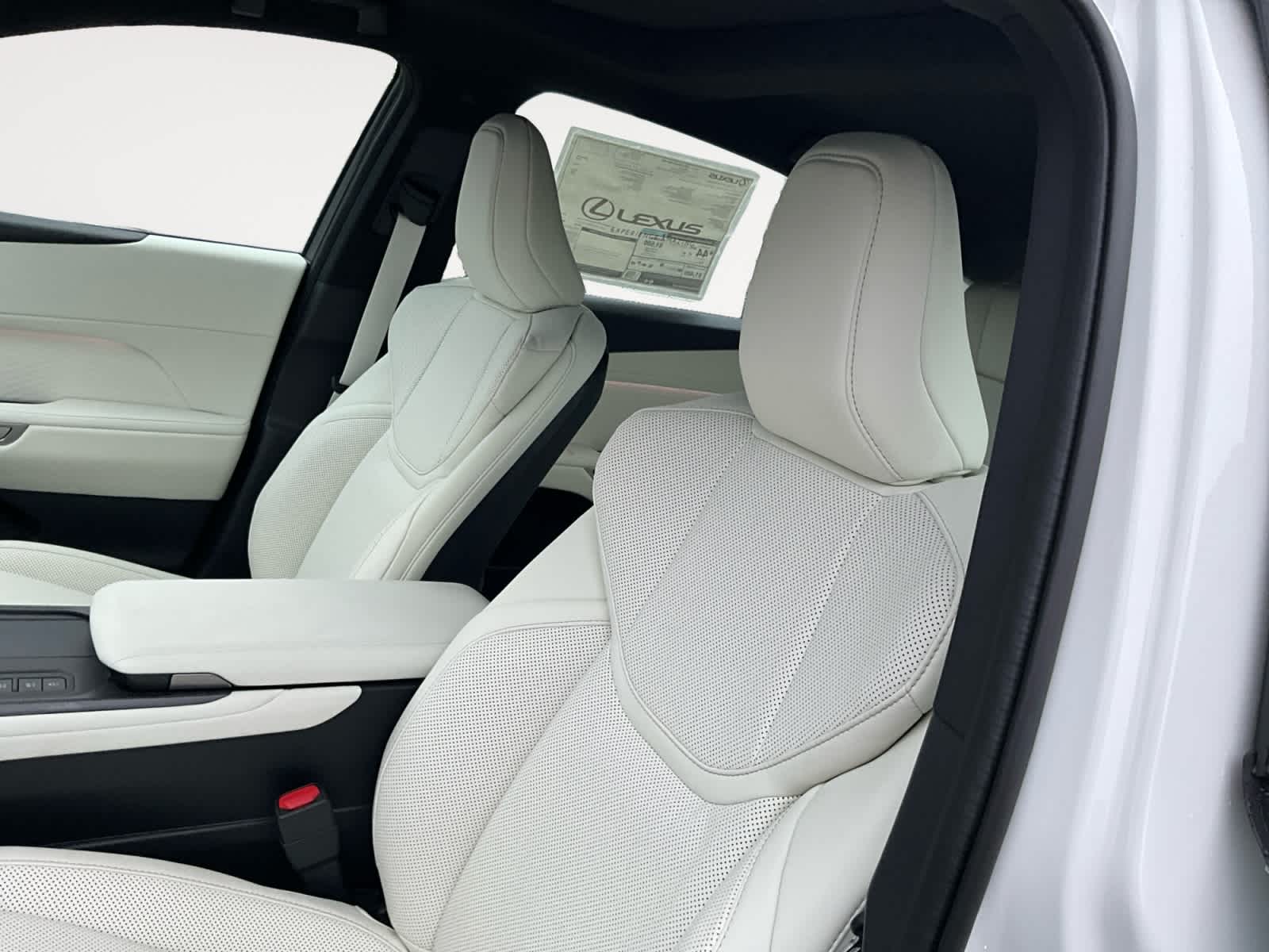 2026 Lexus ES 350h Premium