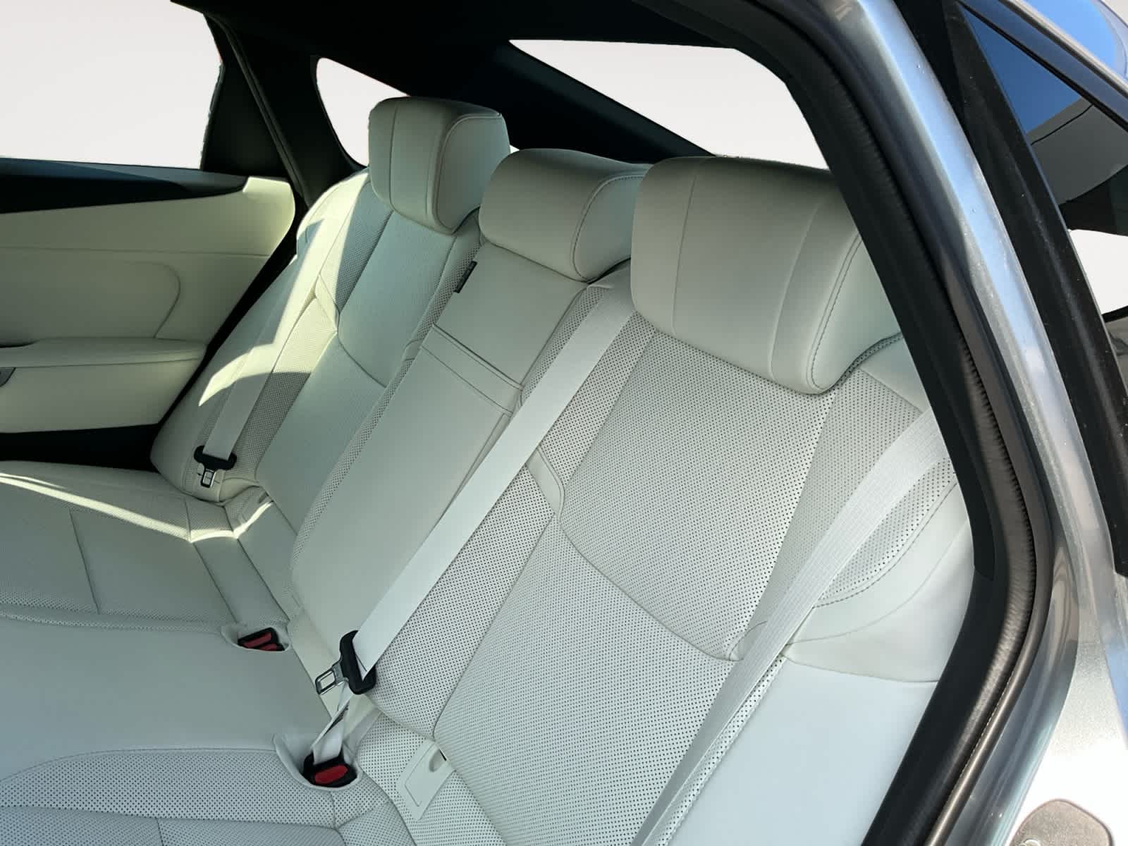 2026 Lexus ES 350h Premium