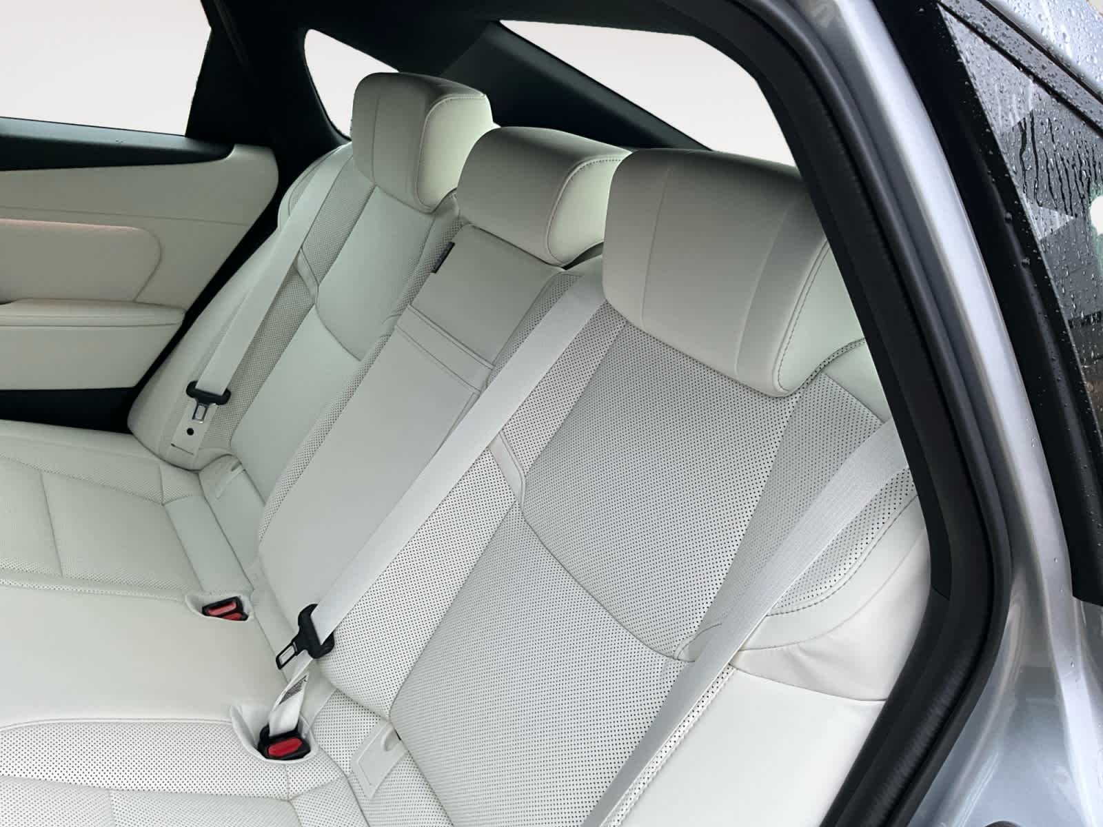 2026 Lexus ES 350h Premium+