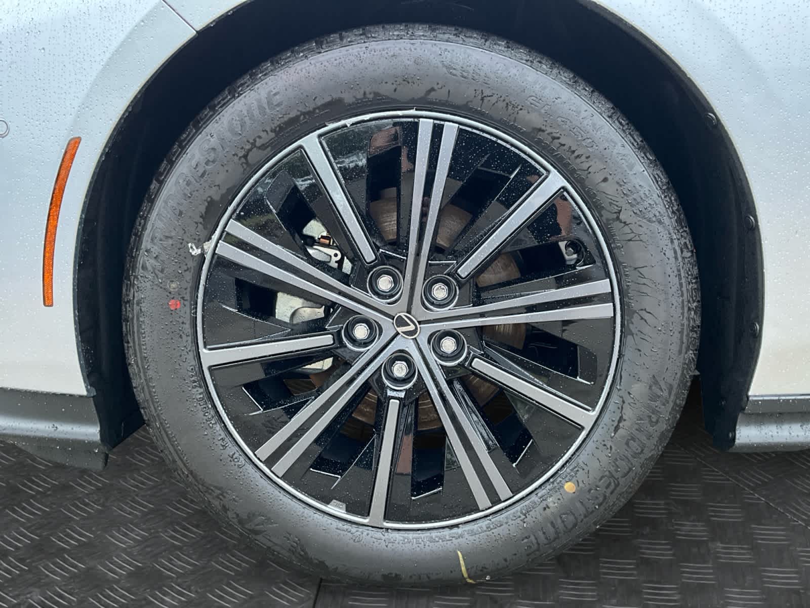 2026 Lexus ES 350h Premium+