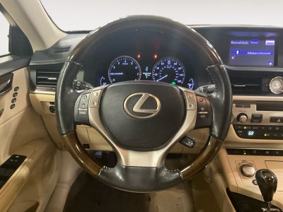 2013 Lexus ES 350 4dr Sdn