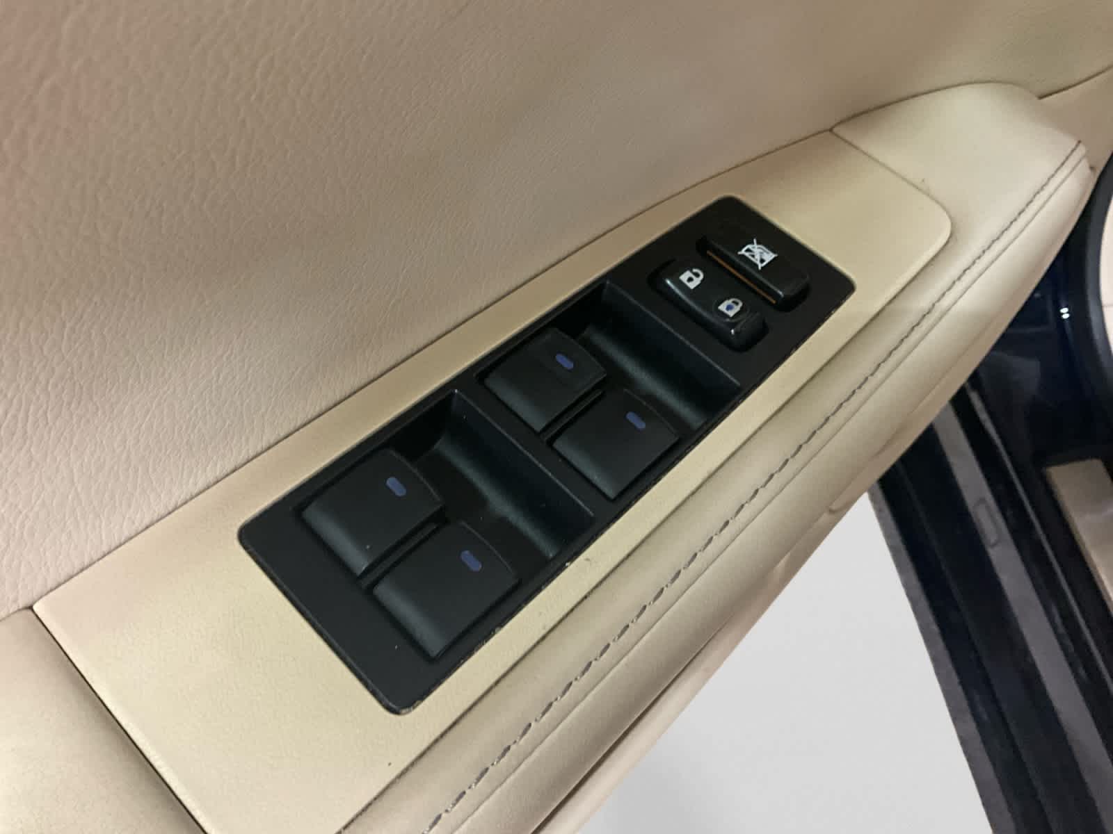 2013 Lexus ES 350 4dr Sdn