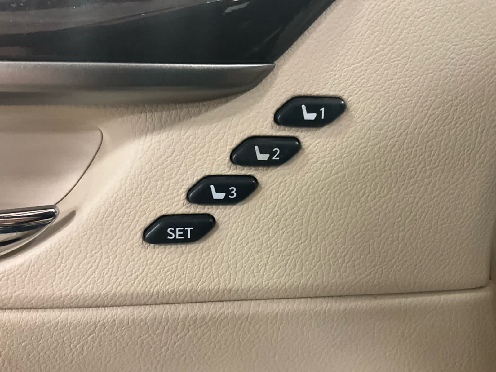 2013 Lexus ES 350 4dr Sdn