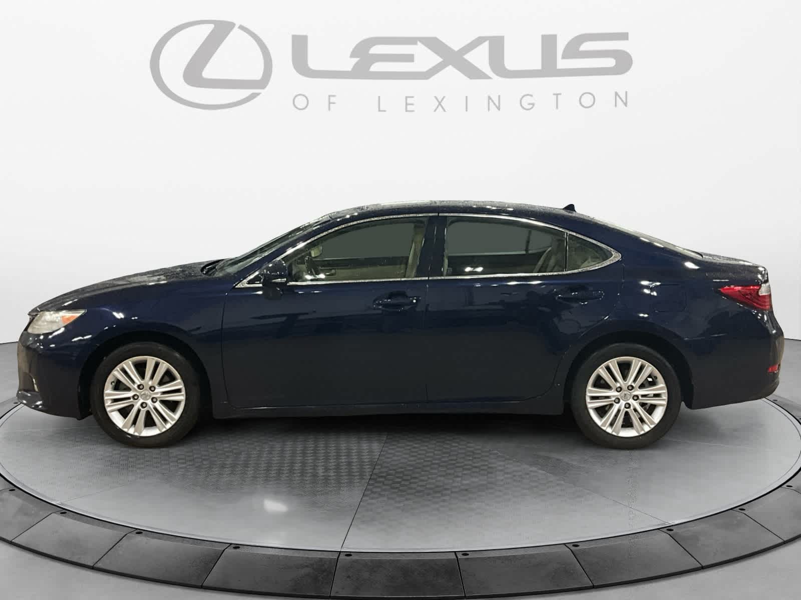 2013 Lexus ES 350 4dr Sdn