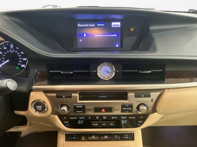 2013 Lexus ES 350 4dr Sdn