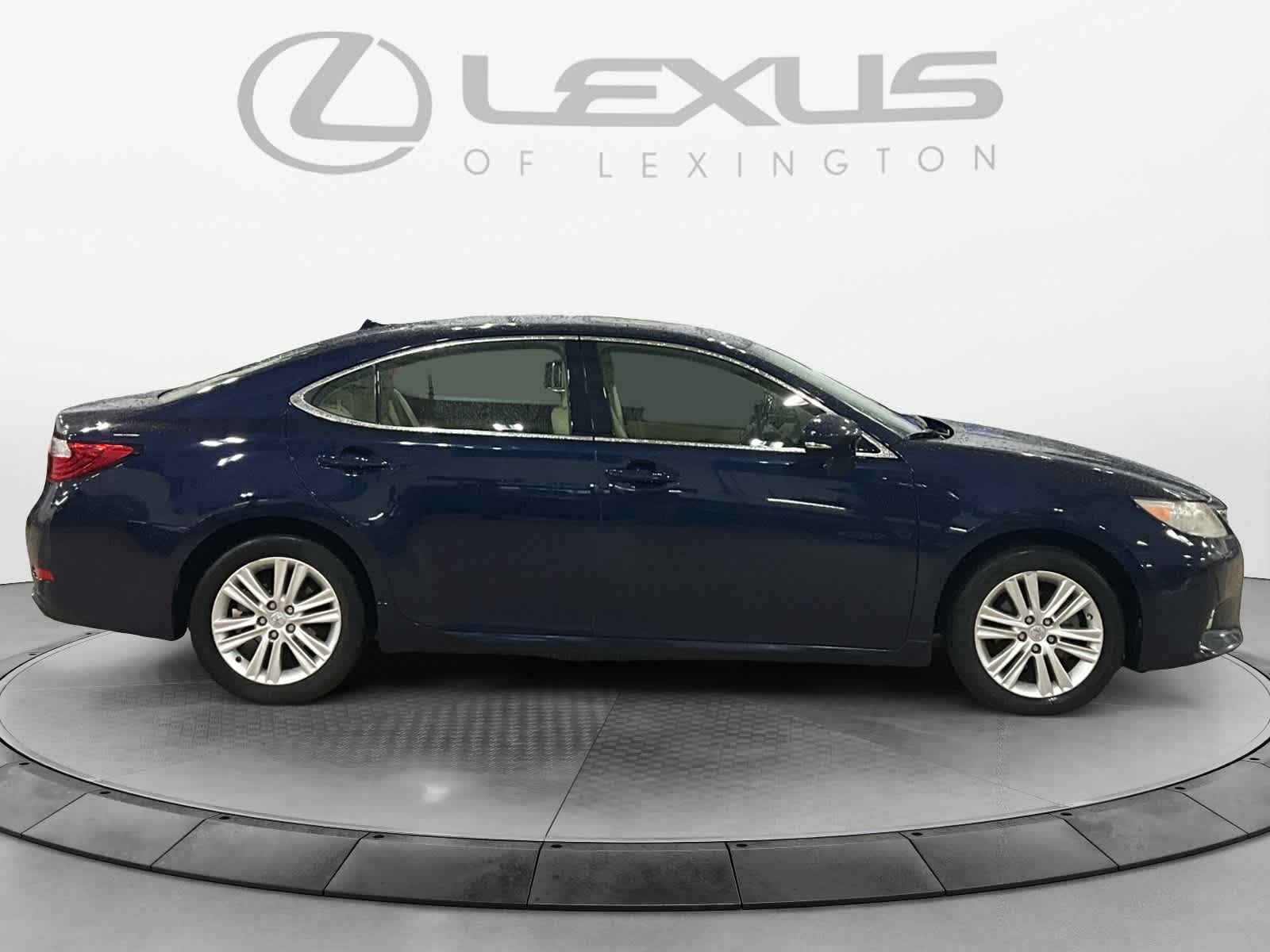 2013 Lexus ES 350 4dr Sdn