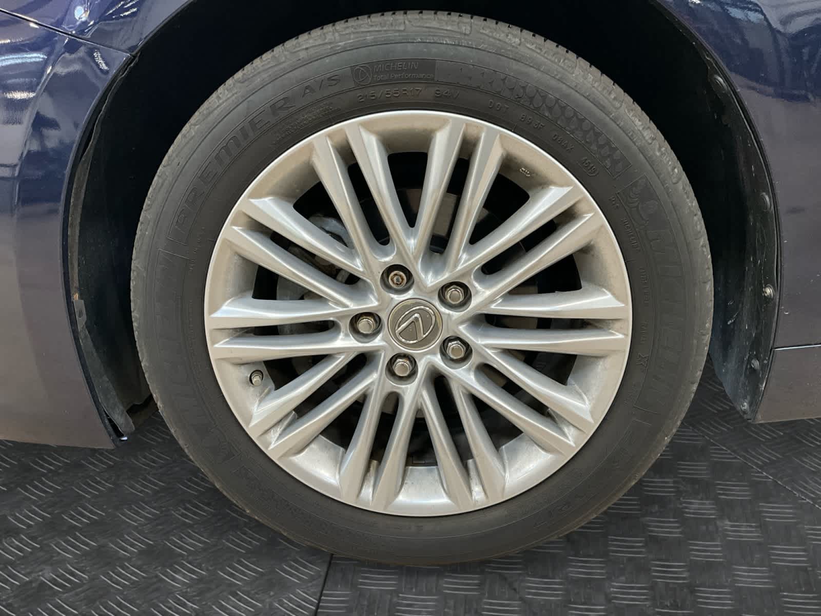 2013 Lexus ES 350 4dr Sdn
