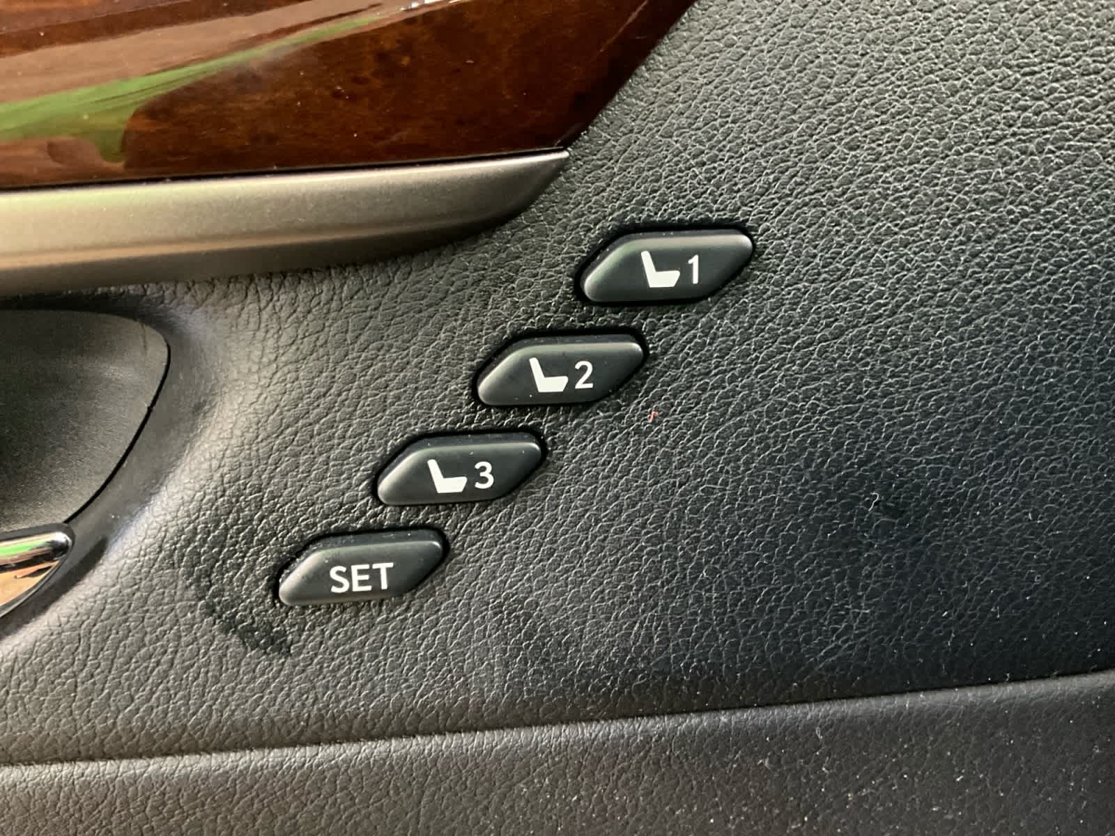 2013 Lexus ES 350 4dr Sdn