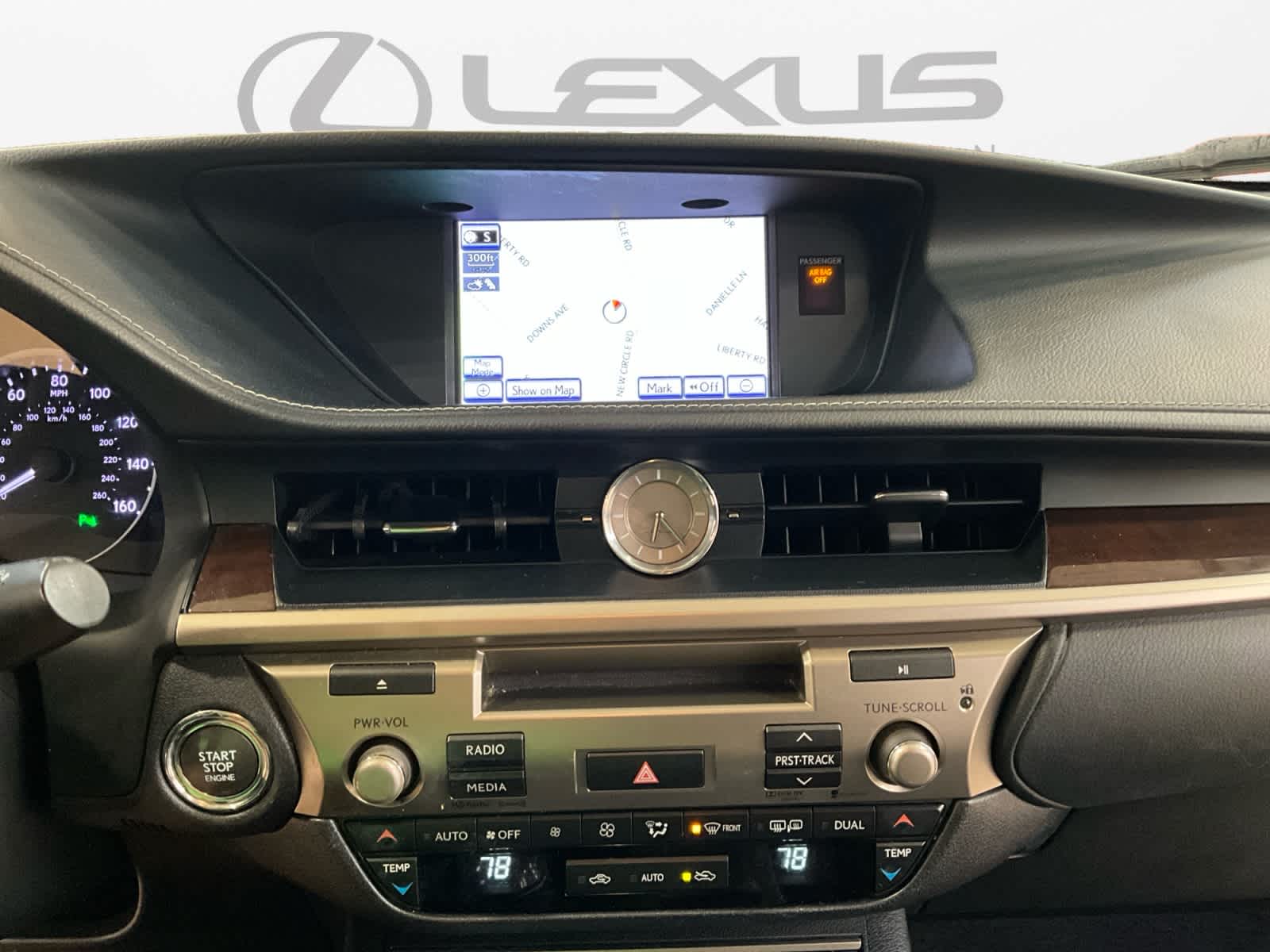 2013 Lexus ES 350 4dr Sdn