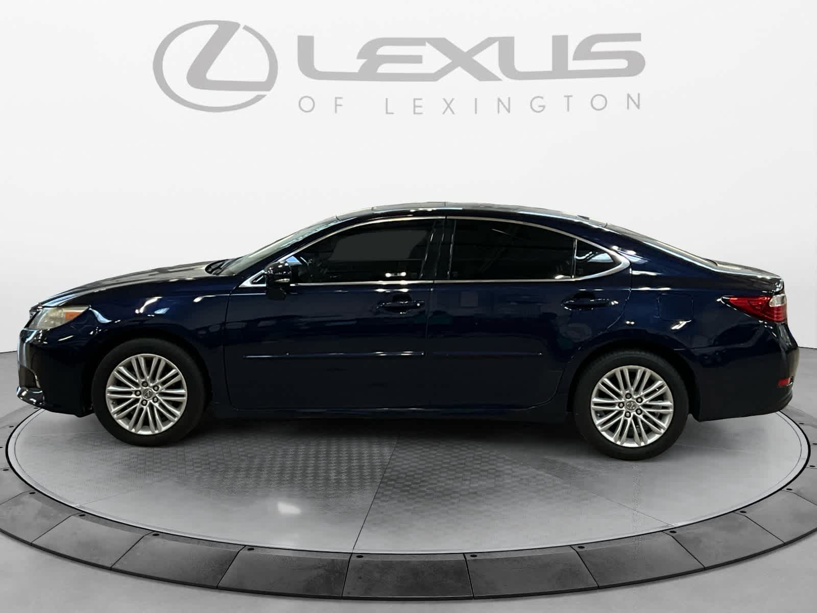 2013 Lexus ES 350 4dr Sdn