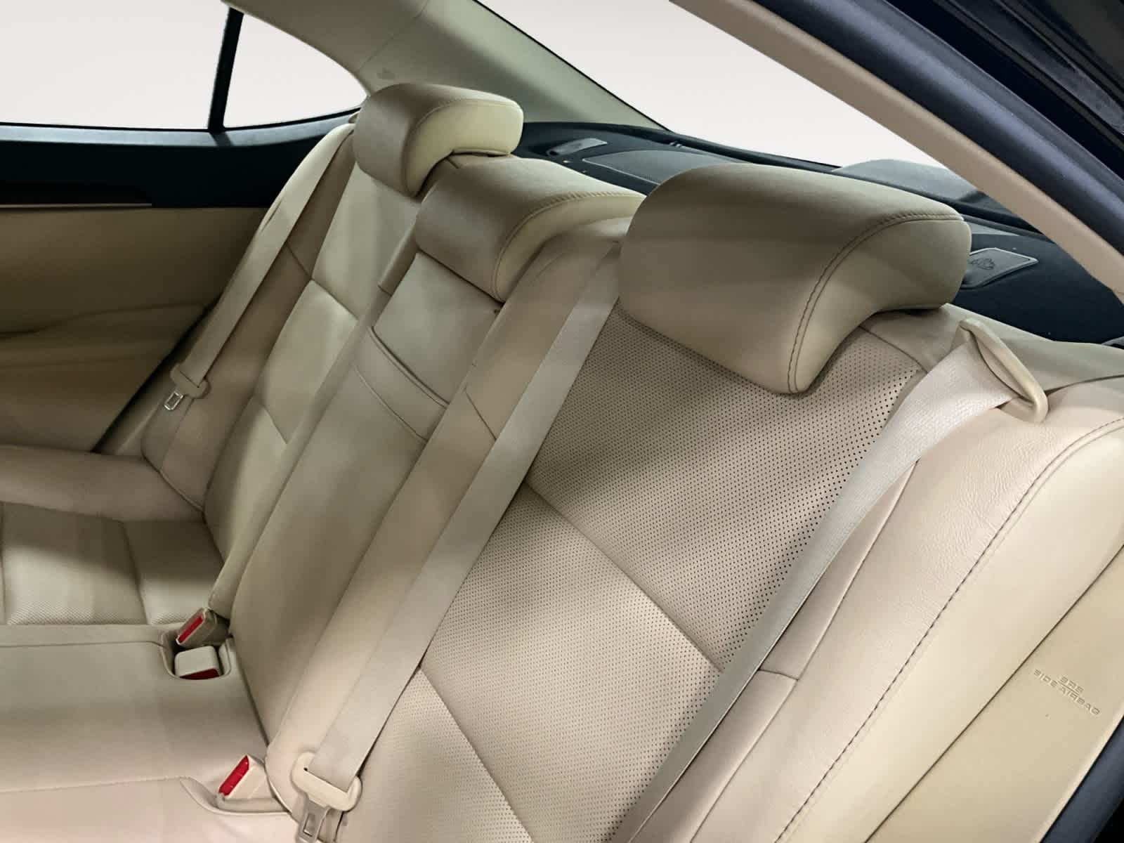 2013 Lexus ES 350 4dr Sdn