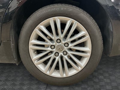 2013 Lexus ES 350 4dr Sdn