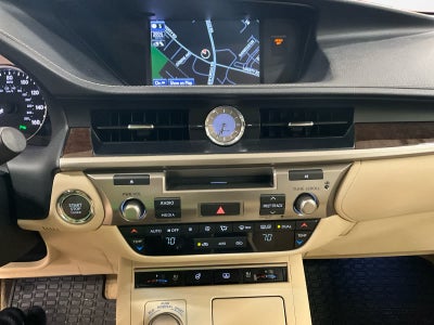2013 Lexus ES 350 4dr Sdn