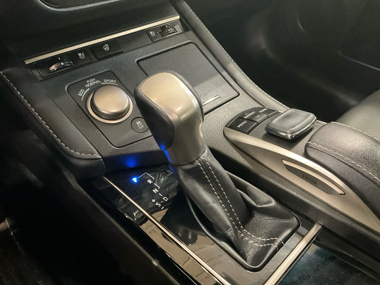 2016 Lexus ES 350 4dr Sdn