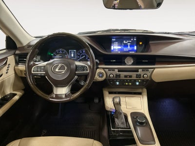 2016 Lexus ES 350 4dr Sdn
