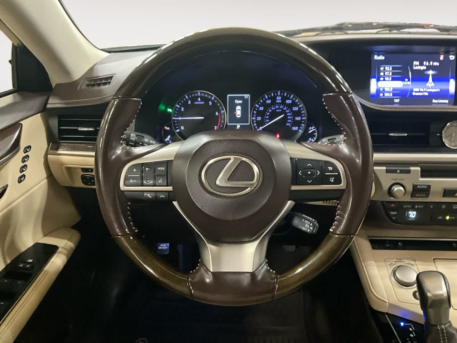 2016 Lexus ES 350 4dr Sdn