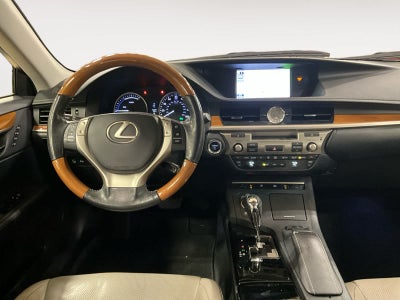 2014 Lexus ES 300h Hybrid
