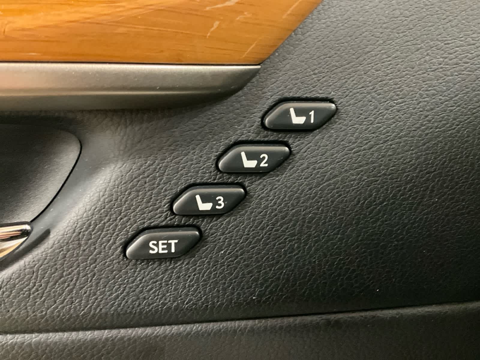 2014 Lexus ES 300h Hybrid