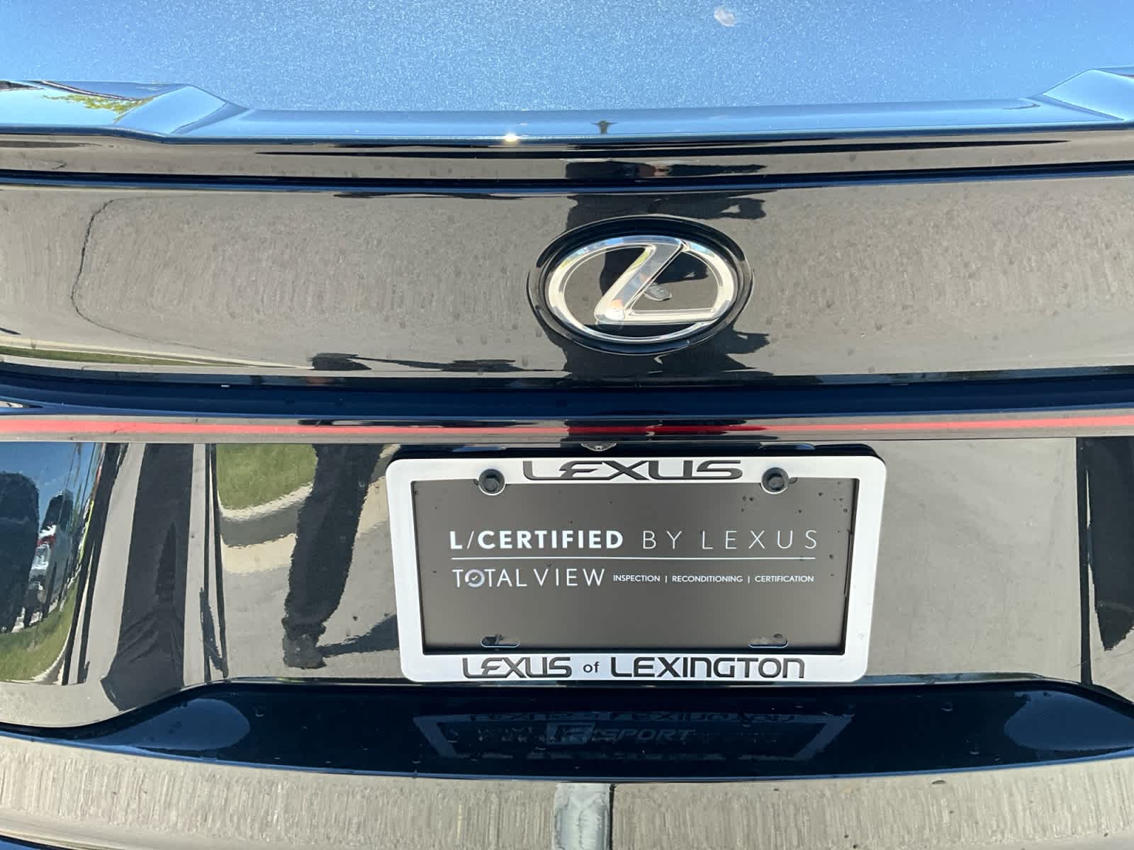 2024 Lexus IS 350 F SPORT Design