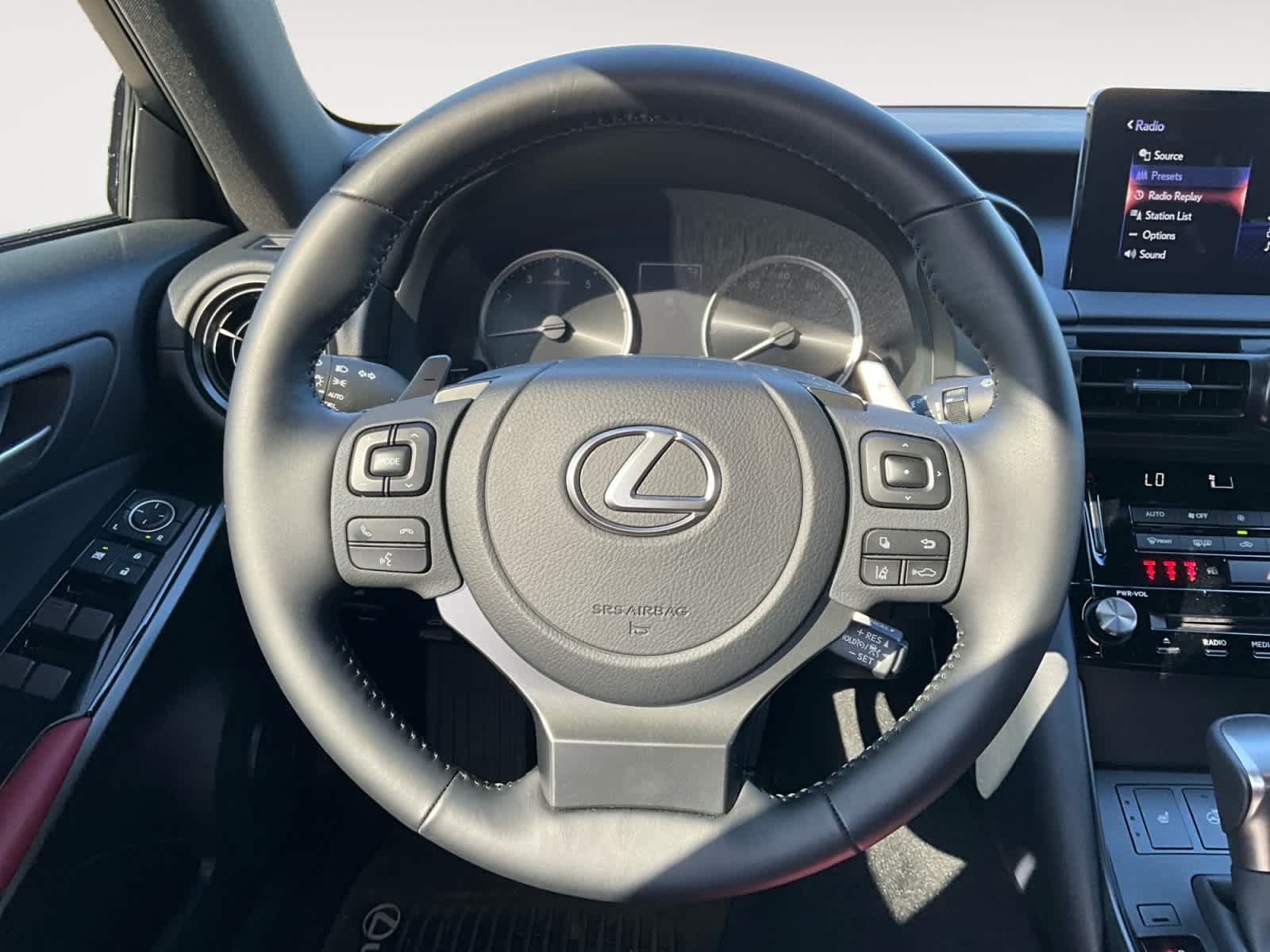 2025 Lexus IS 350 F SPORT Design