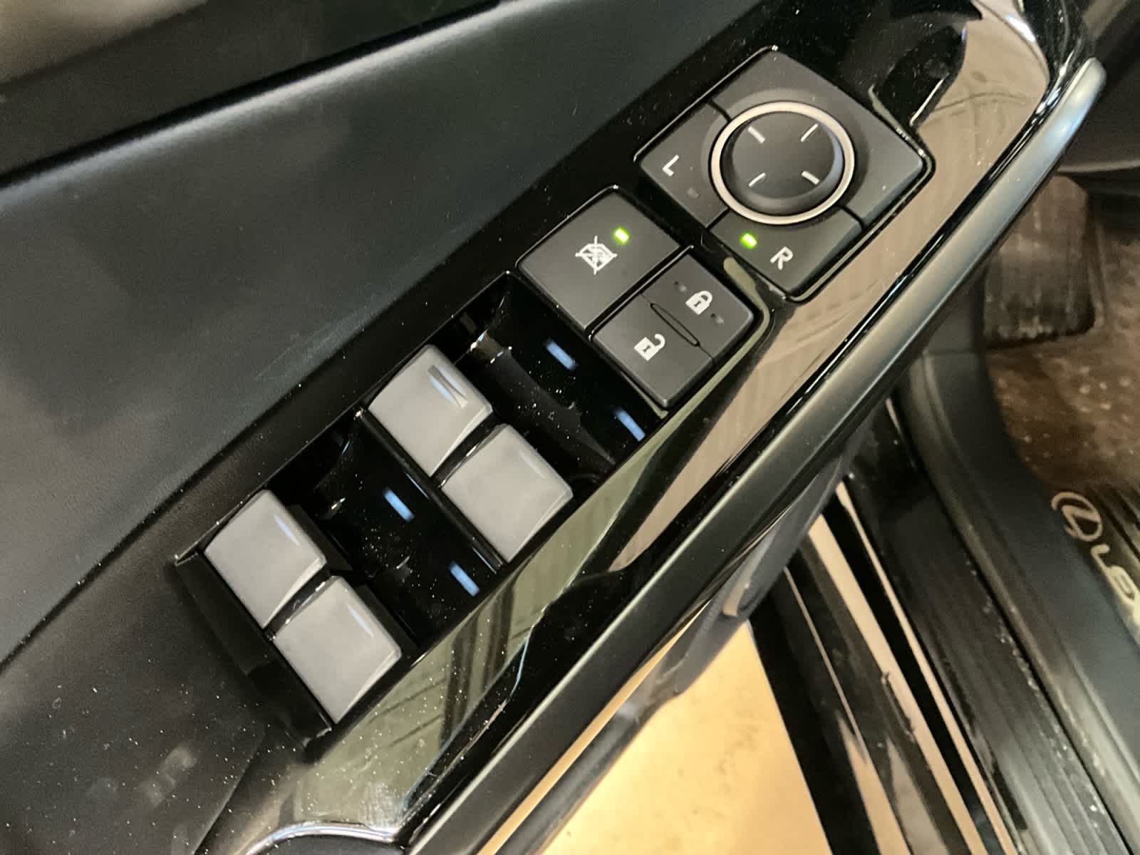 2025 Lexus IS 350 F SPORT Design