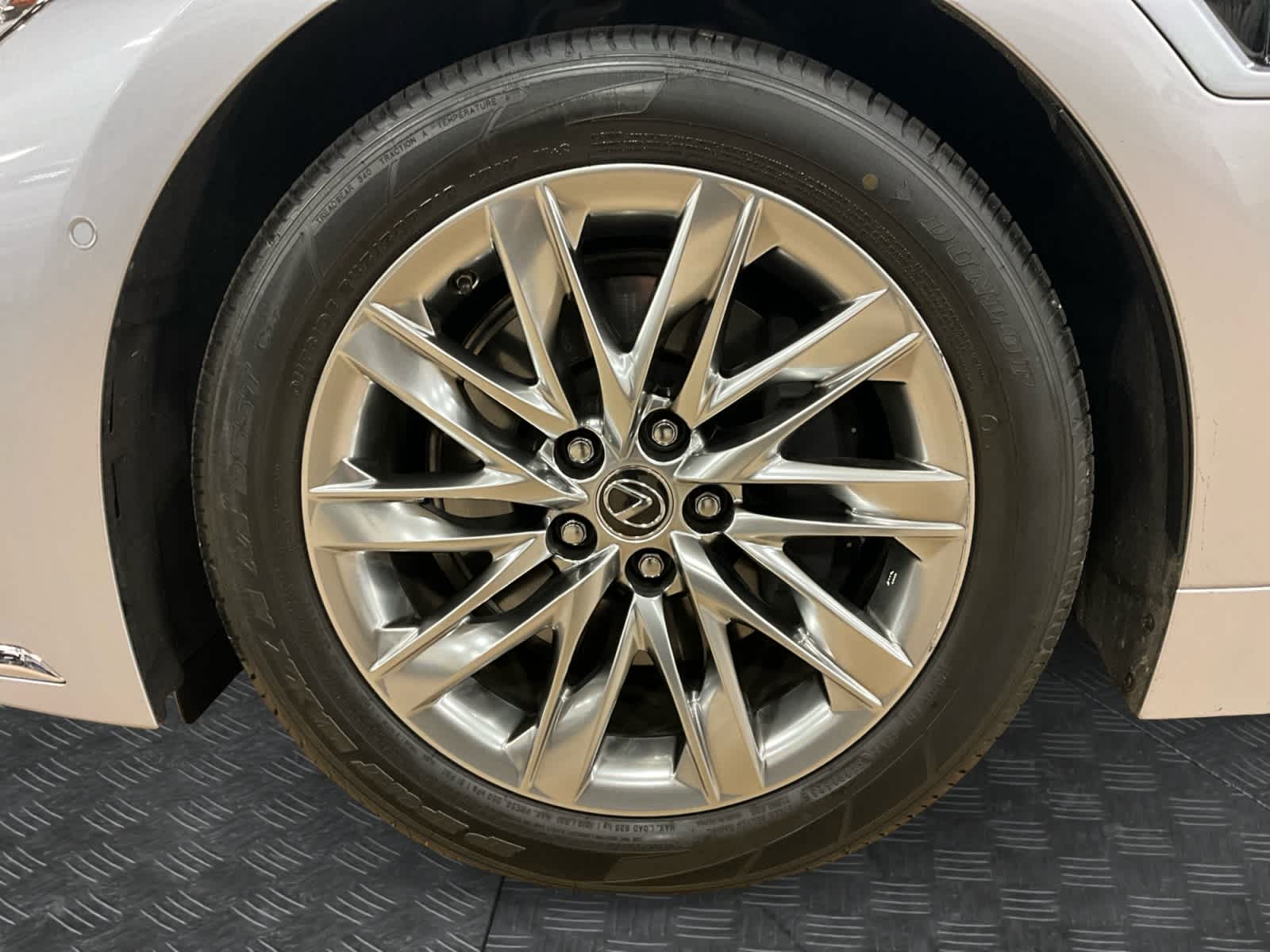 2022 Lexus LS 500h LS 500h