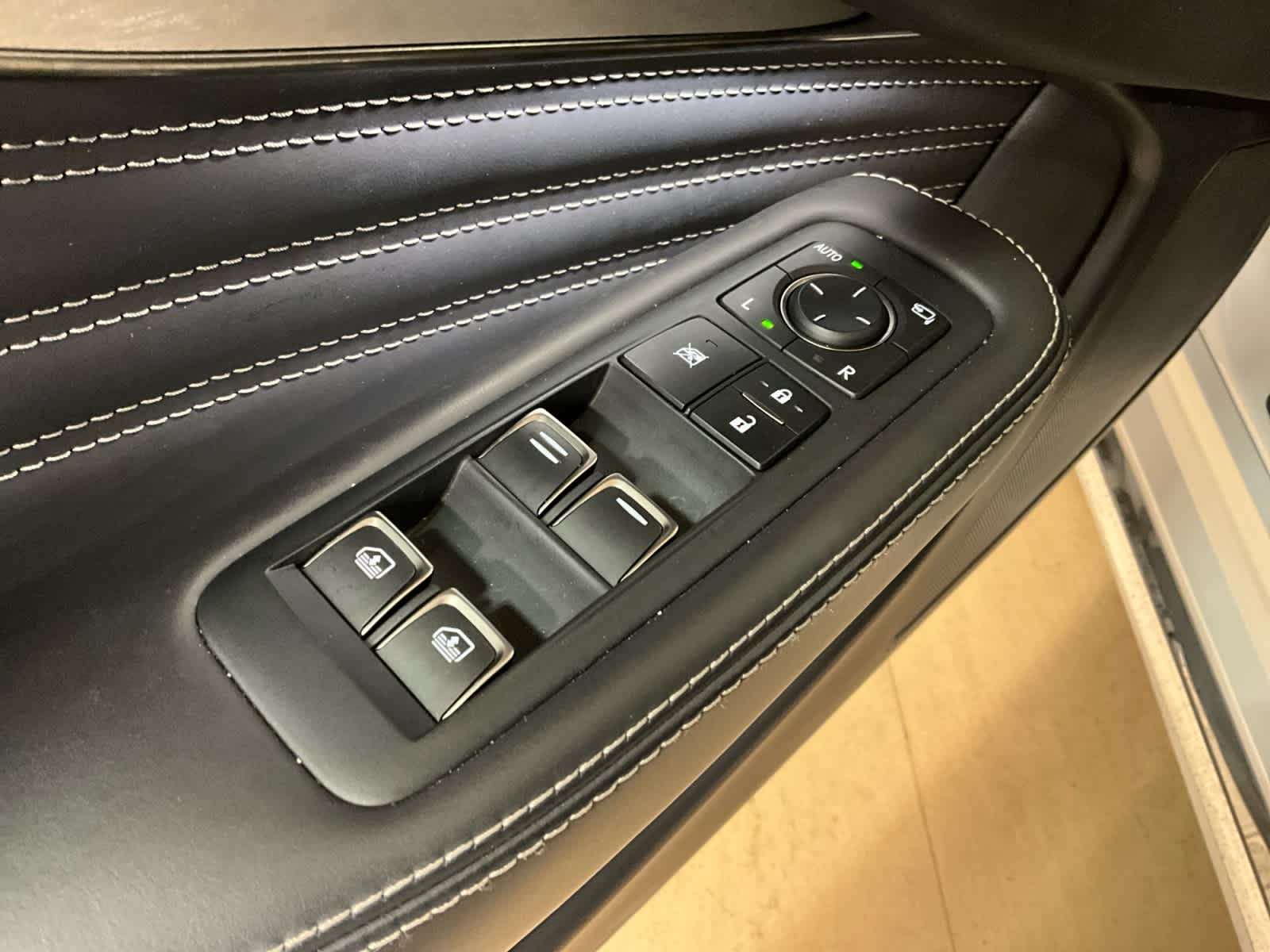 2023 Lexus LS 500h LS 500h