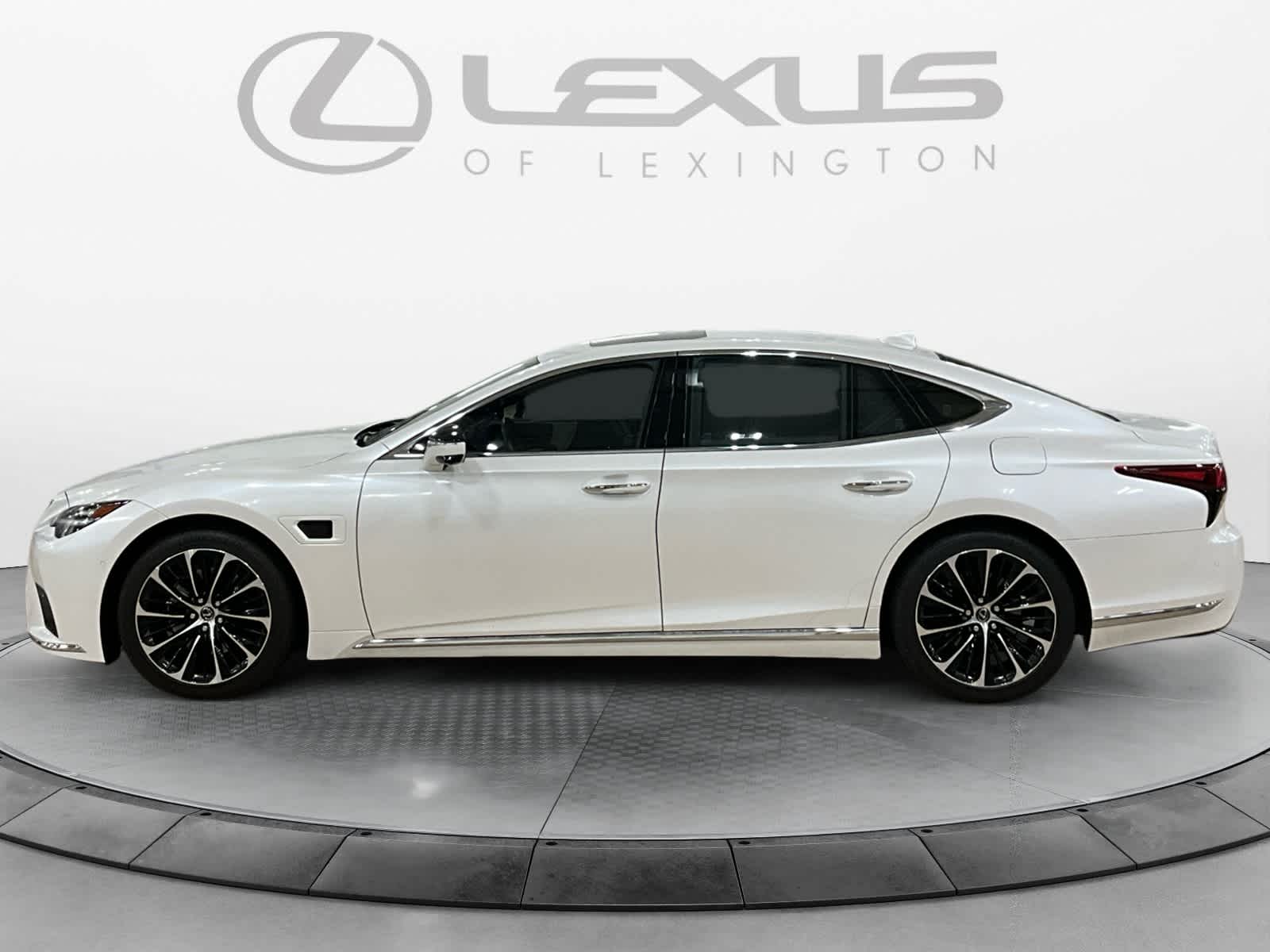 2023 Lexus LS 500h LS 500h