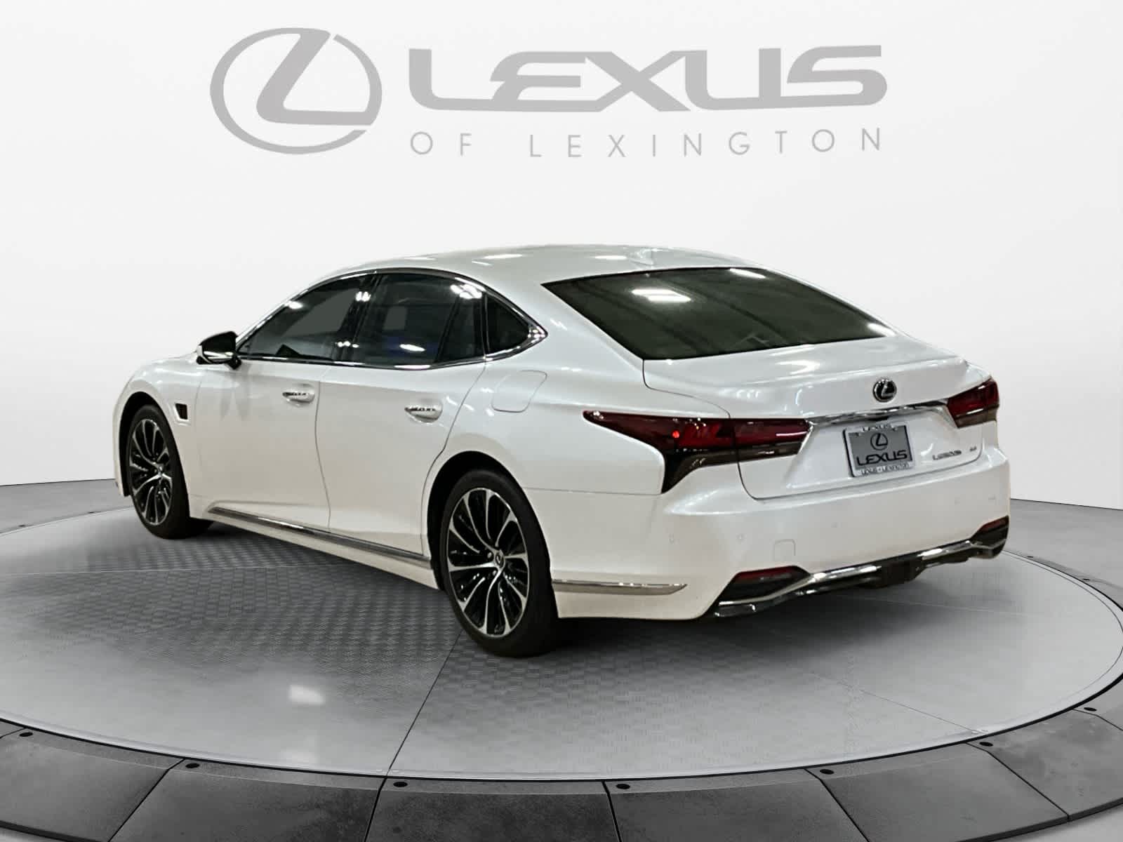 2023 Lexus LS 500h LS 500h