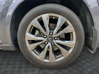 2024 Lexus UX 250h F SPORT Handling