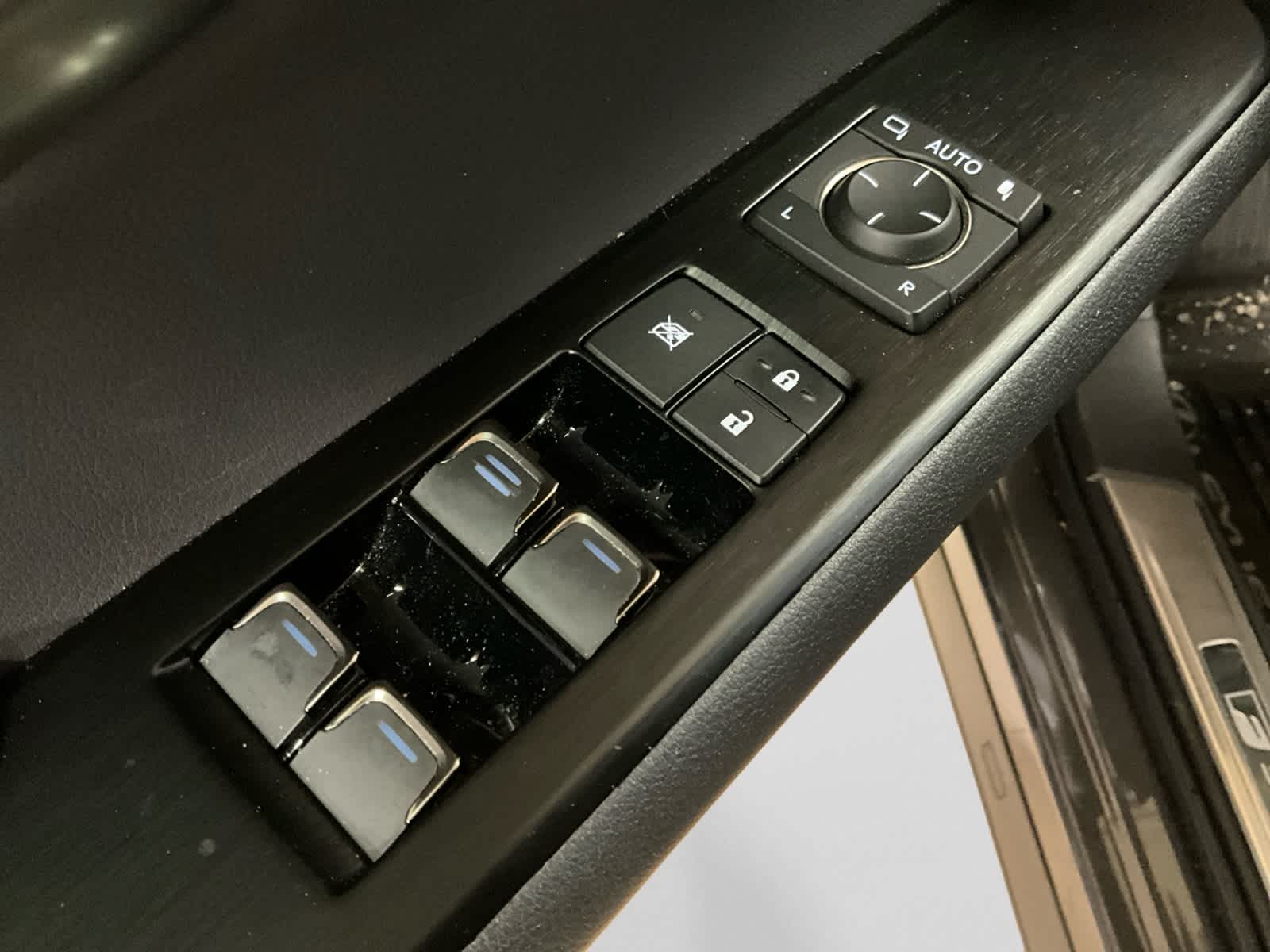 2024 Lexus UX 250h F SPORT Handling