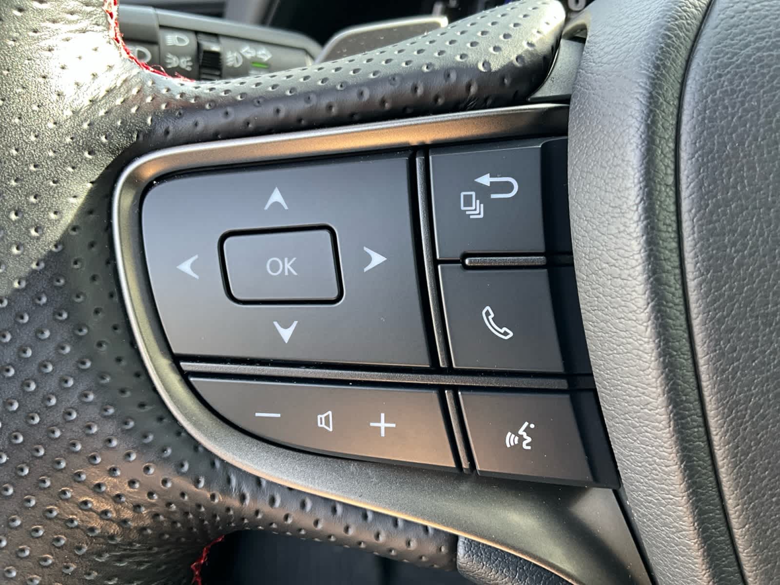 2020 Lexus UX F SPORT