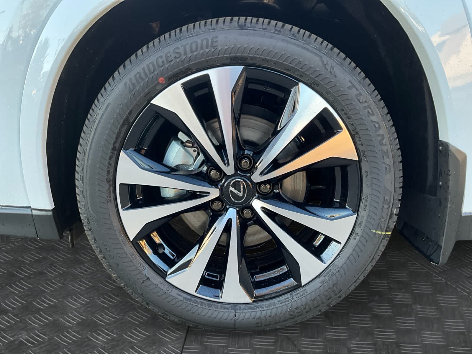 2026 Lexus UX 300h F SPORT Design