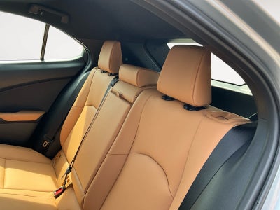 2026 Lexus UX 300h Premium
