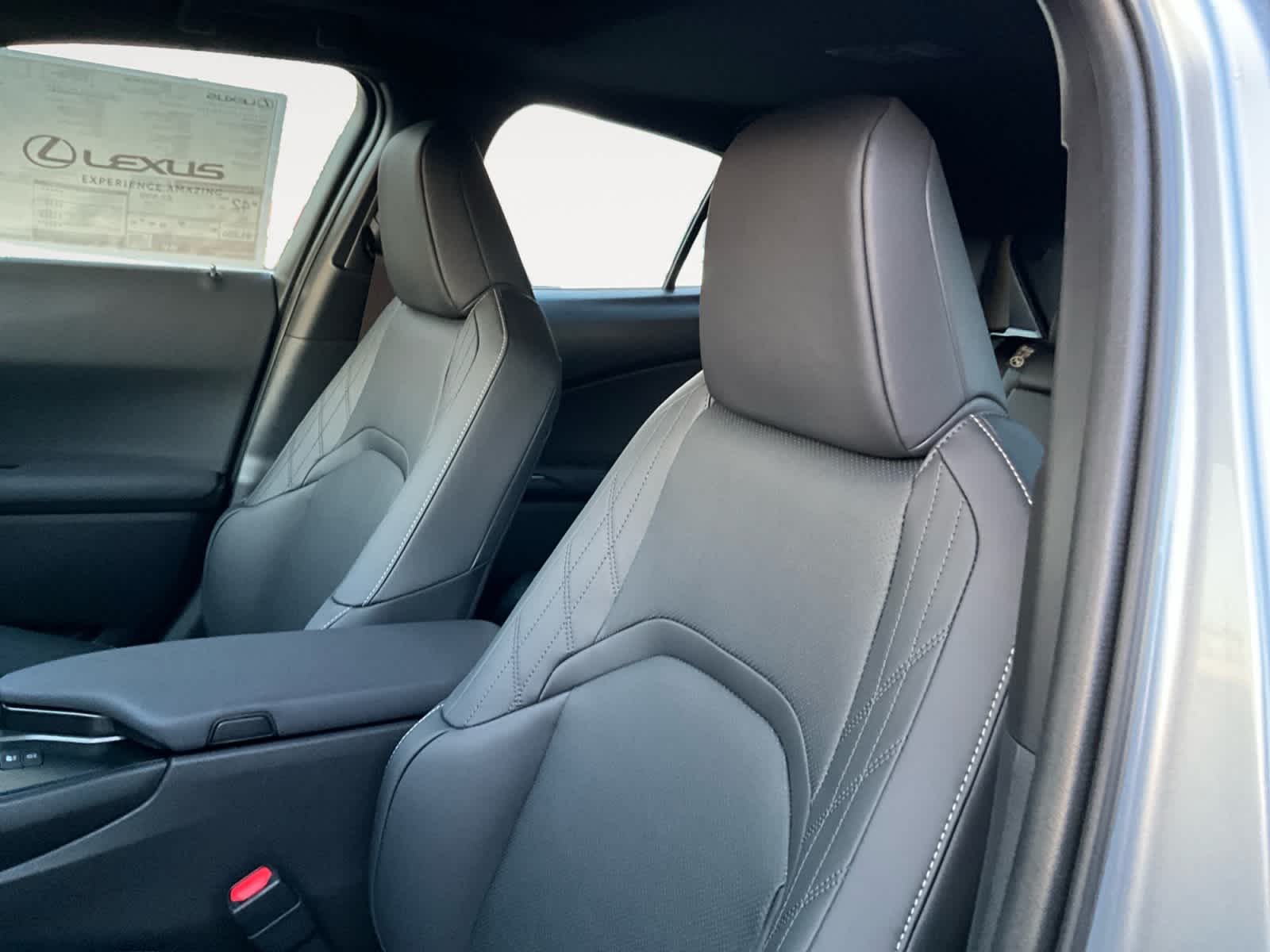 2026 Lexus UX 300h Premium