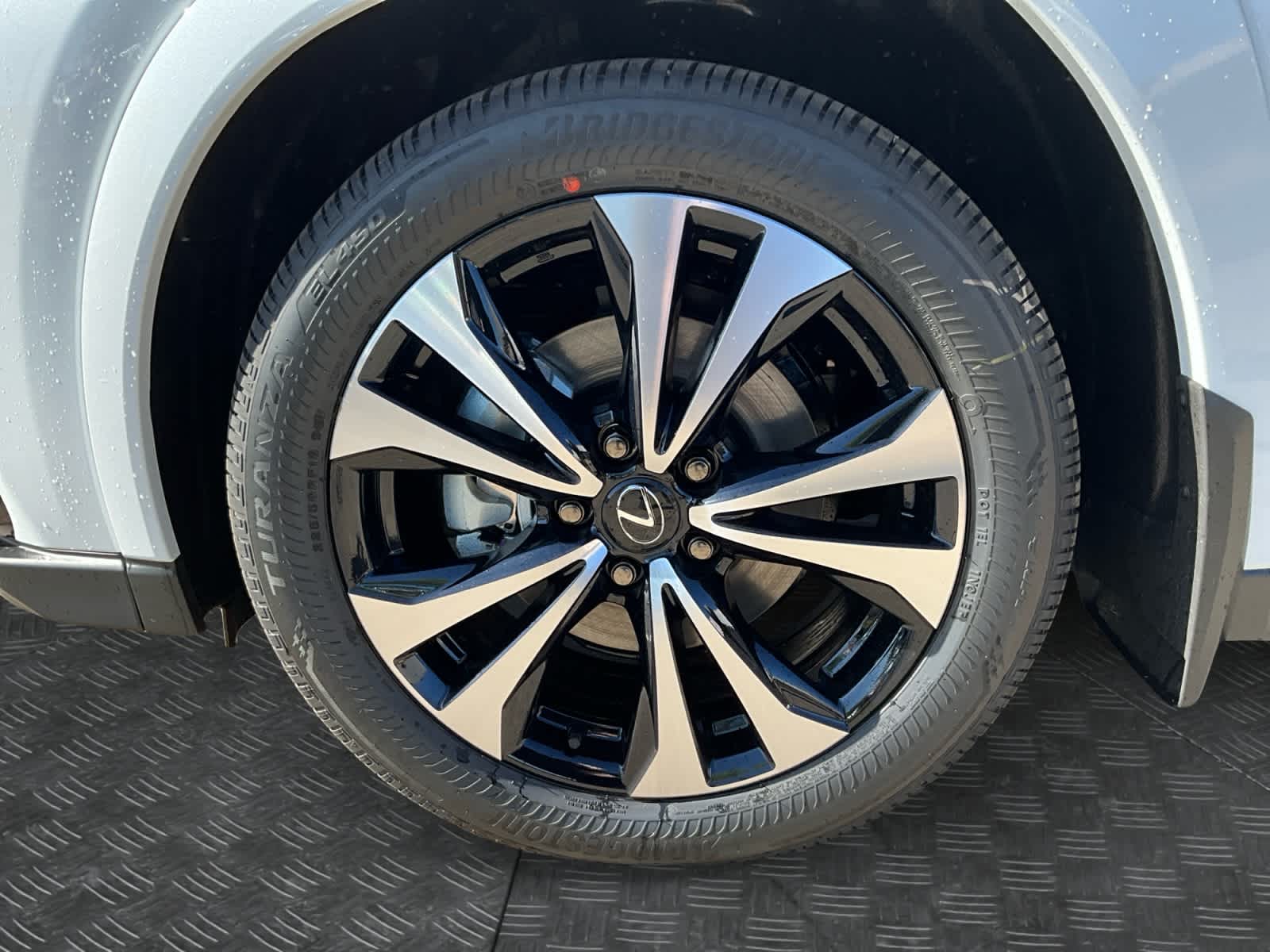 2026 Lexus UX 300h F SPORT Design
