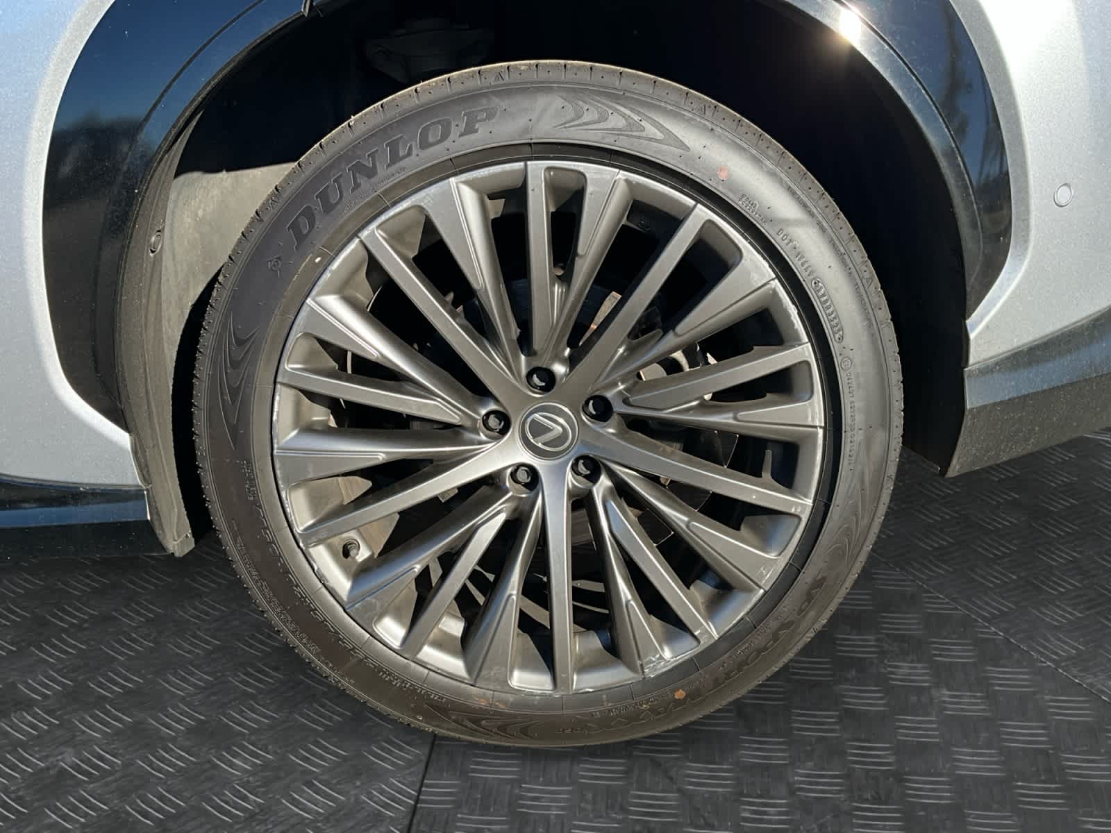 2024 Lexus RZ 450e Luxury