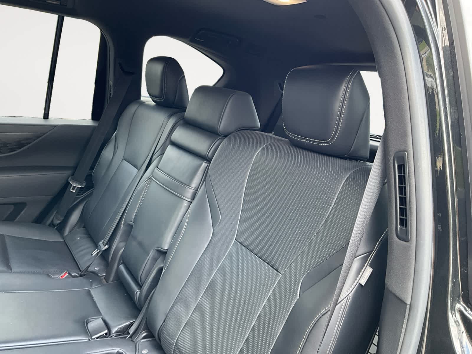 2022 Lexus LX 600 Premium