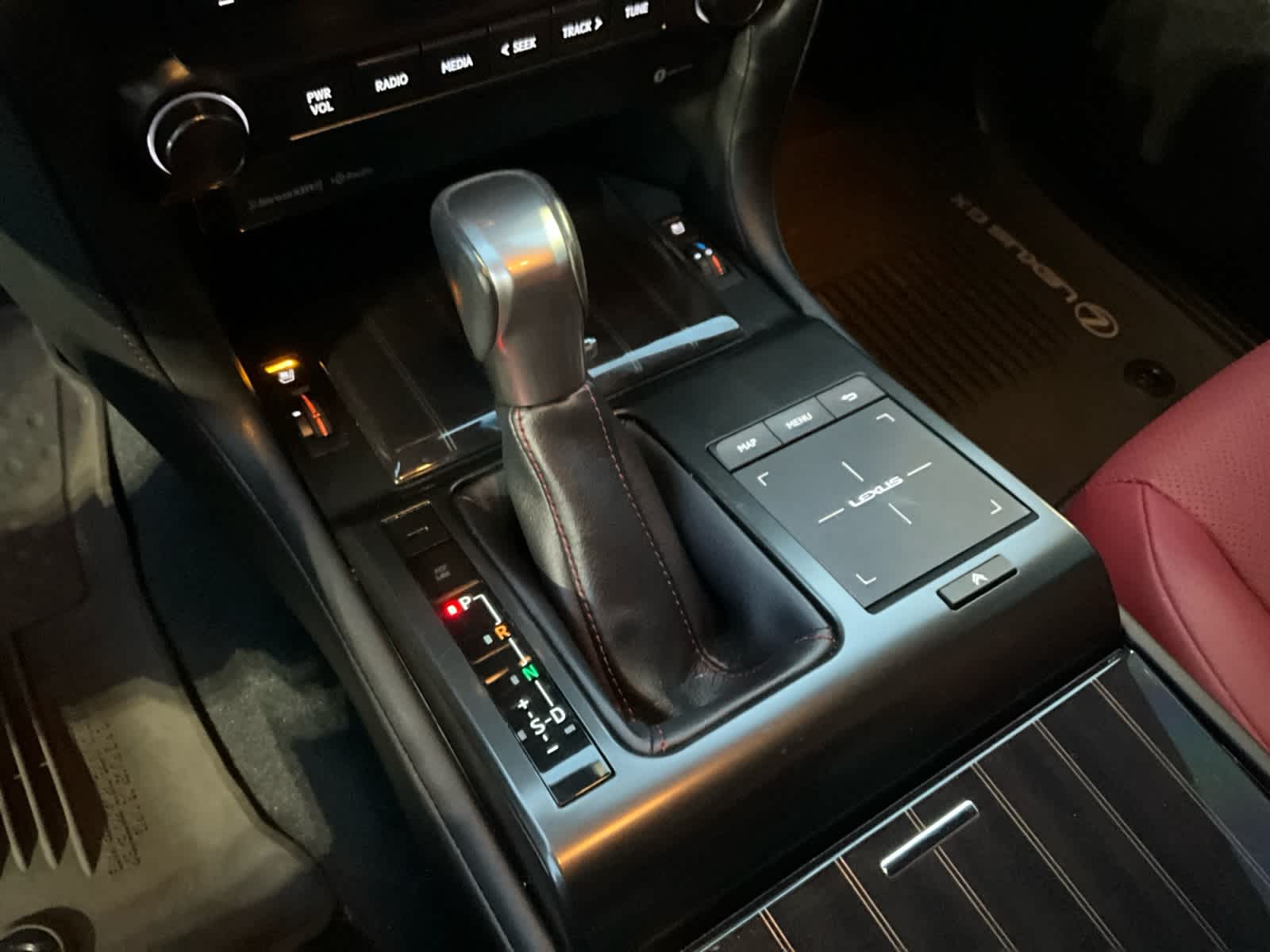 2022 Lexus GX Premium