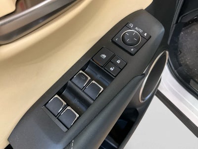2021 Lexus NX 300 NX 300